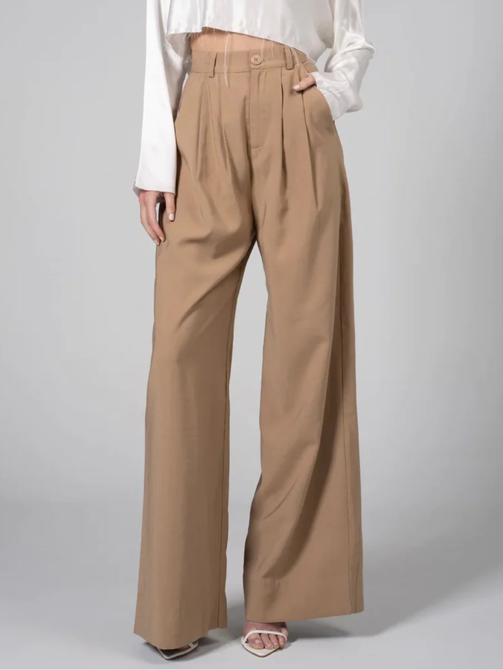 Nonchalant The Label Fabi Pant in Camel Size S